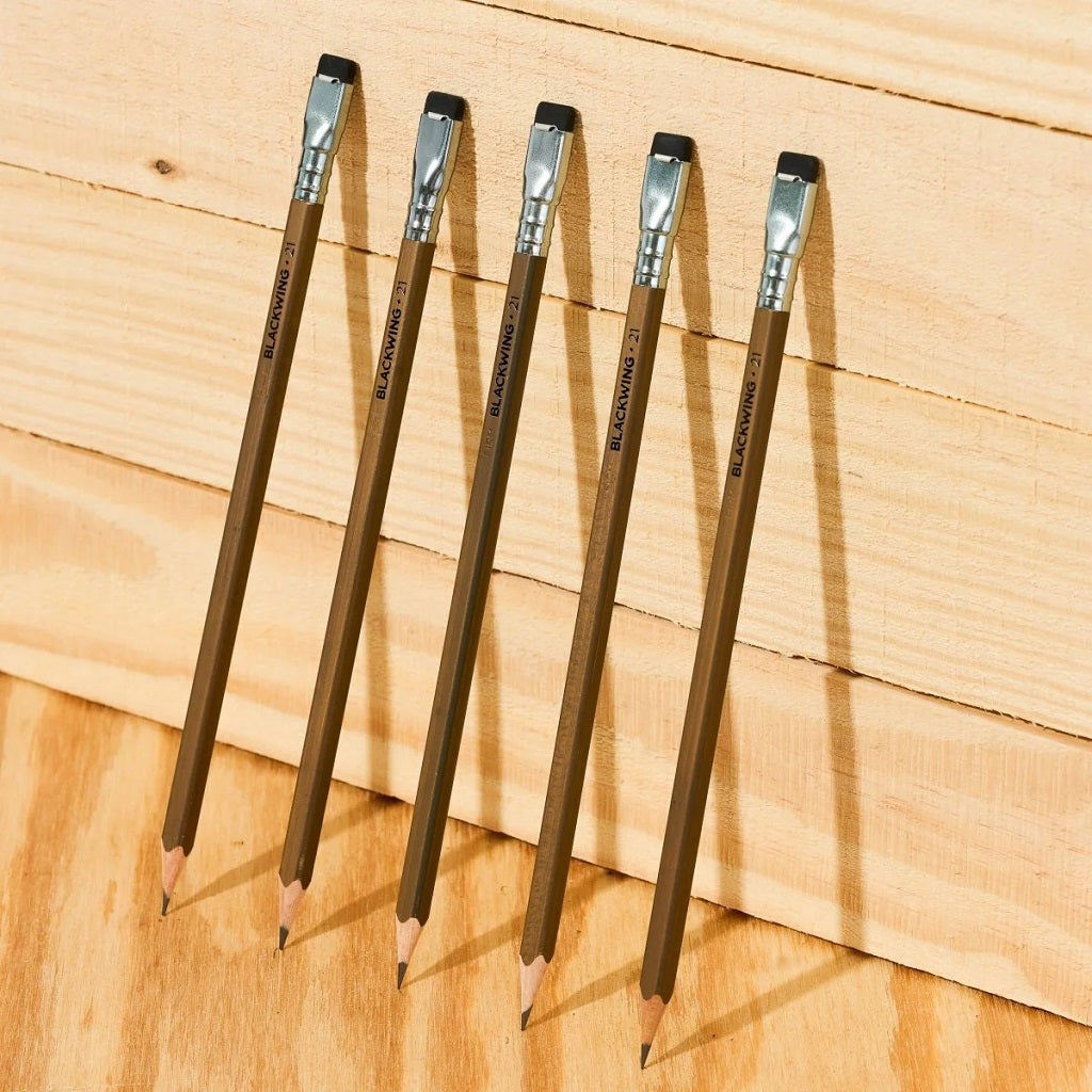 Volume 21 Pencil Set